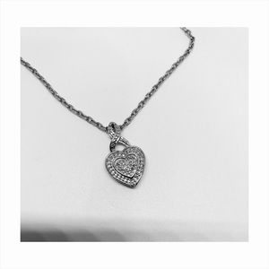 Heart pendant necklace in cable chain
